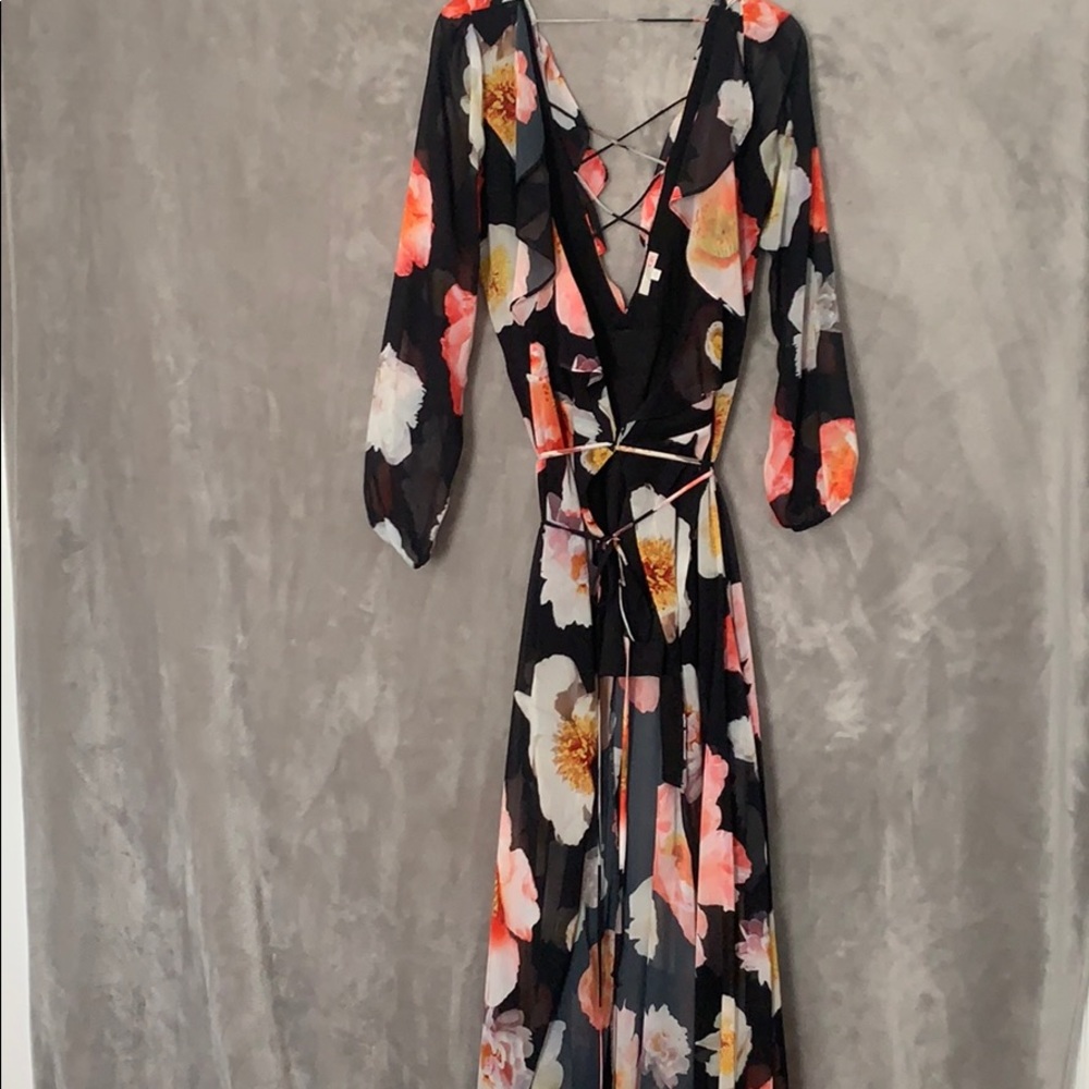 Floral dress/high low or can be used as a duster!